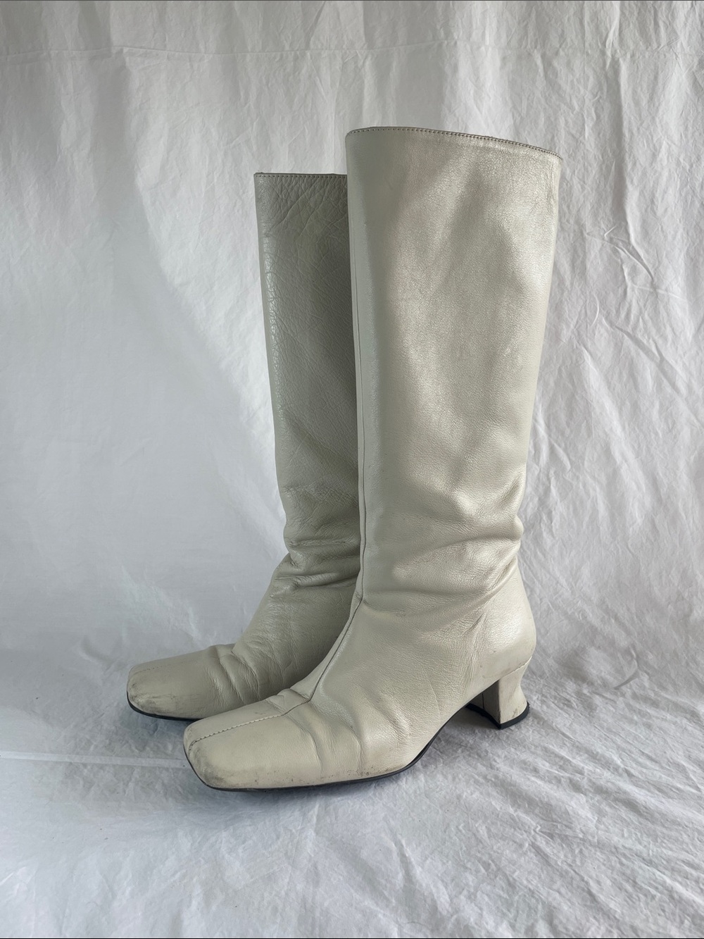 L’Intervalle Knee-High Square Toe Leather Boots in Off-White